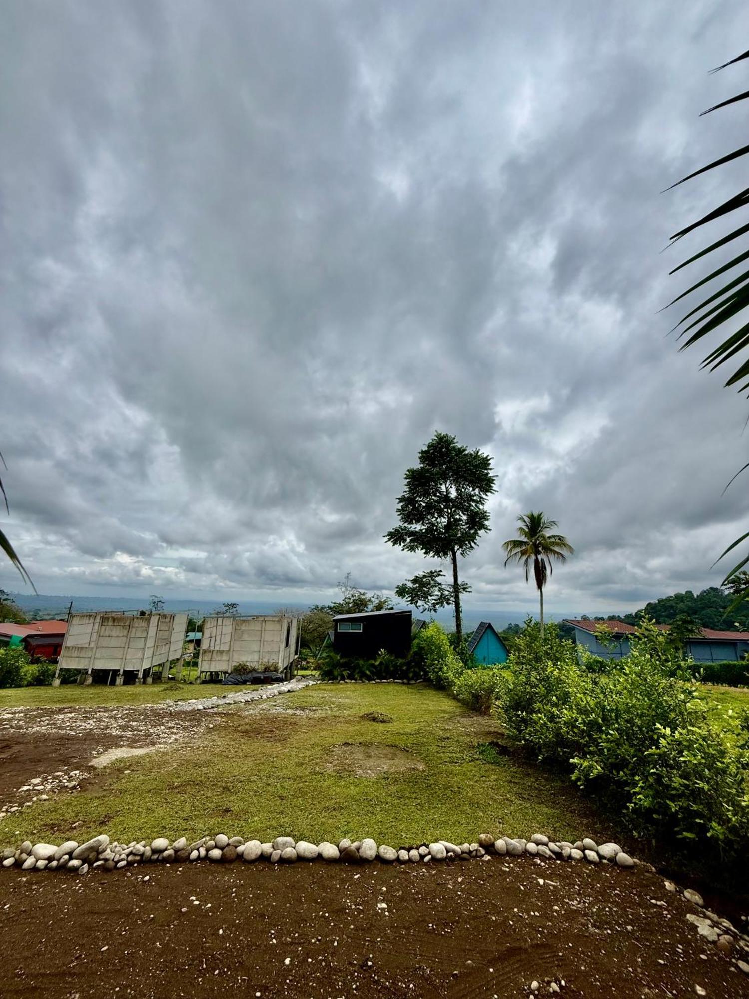 Villa Aura La Fortuna Exterior photo